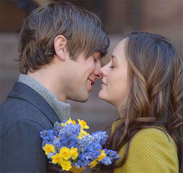 love-couple-resized finding love and happiness from online dating services