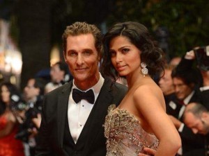 matthew-macconaughy-and-brazalian-model-camila-alves