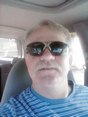 redjet,single women