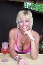Cindy_8HqA,local singles